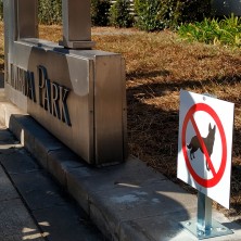 cartel peana suelo exterior comunidades